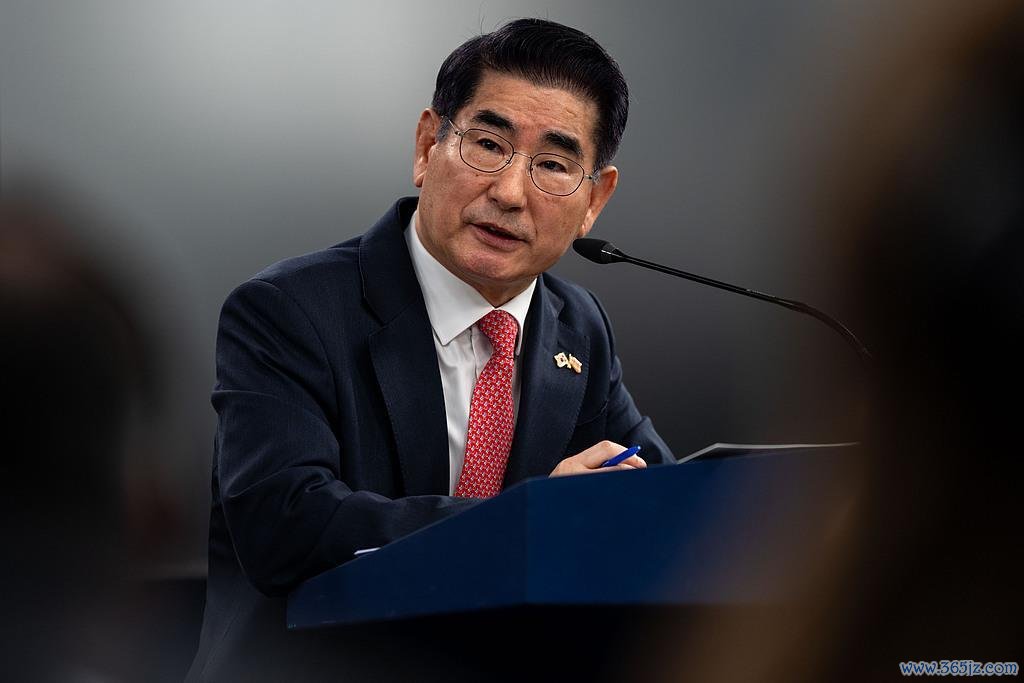 △韩国前国防部主座金龙显(贵府图)